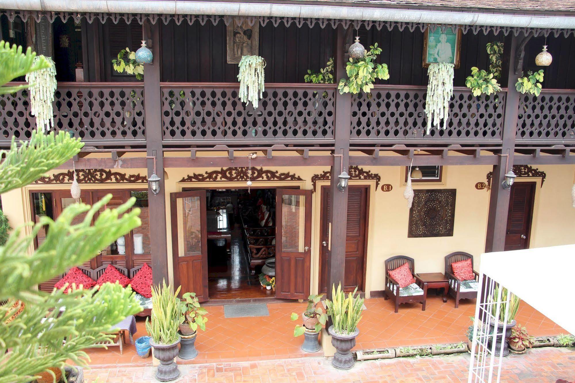 Villa Senesouk Luang Prabang Exterior photo
